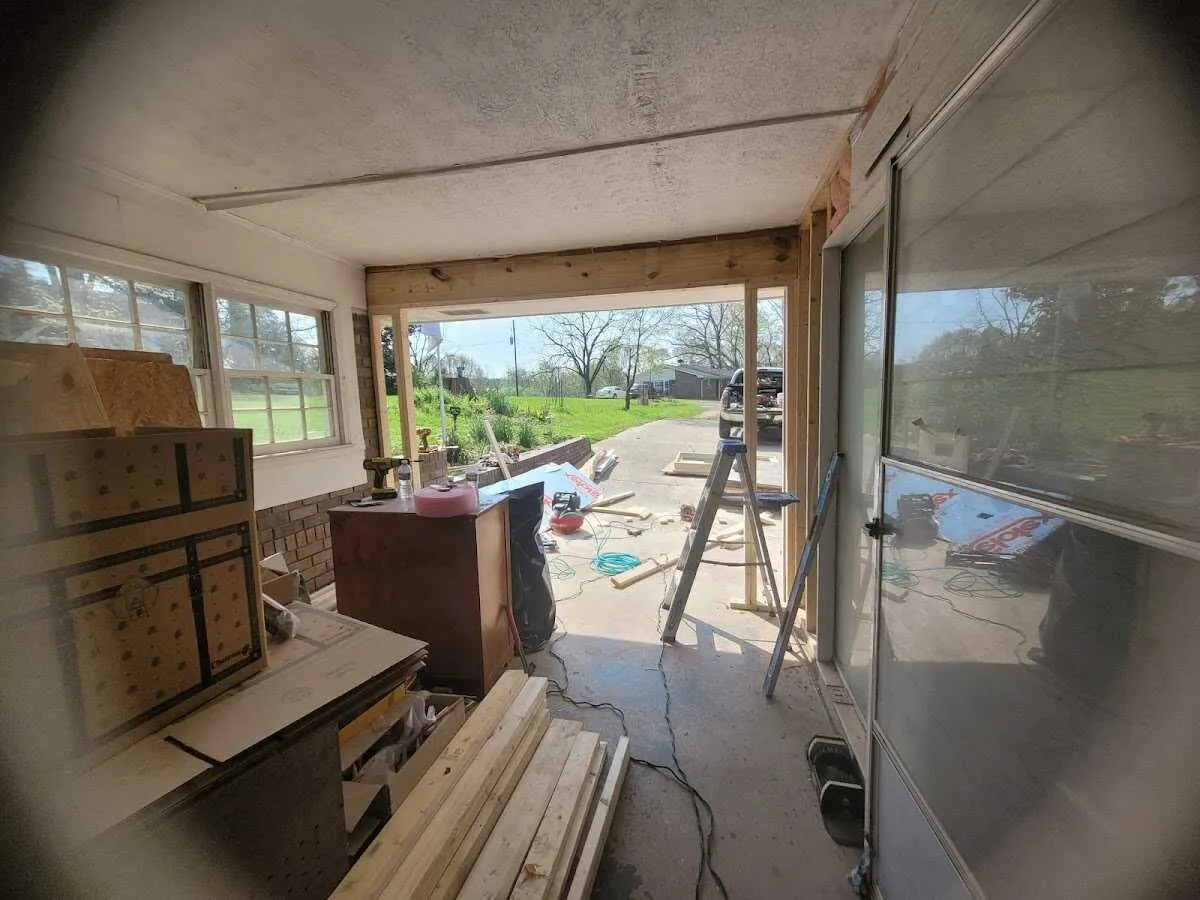 Air movers and dehumidifier for Water Mitigation Services in Munhall